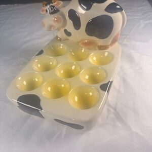 Source Unknown Cow-Themed Egg Holder - Black and Yellow